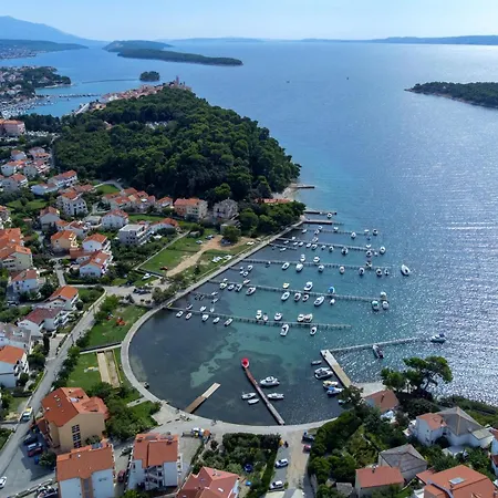 Apartmán With Parking Space Palit, Rab - 23237 Rab Town